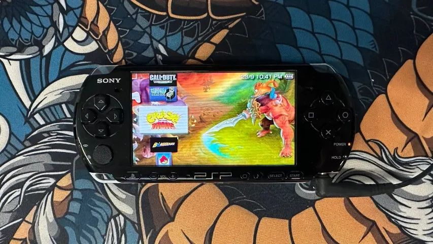 PSP Desbloqueado + Case de brinde e adaptador