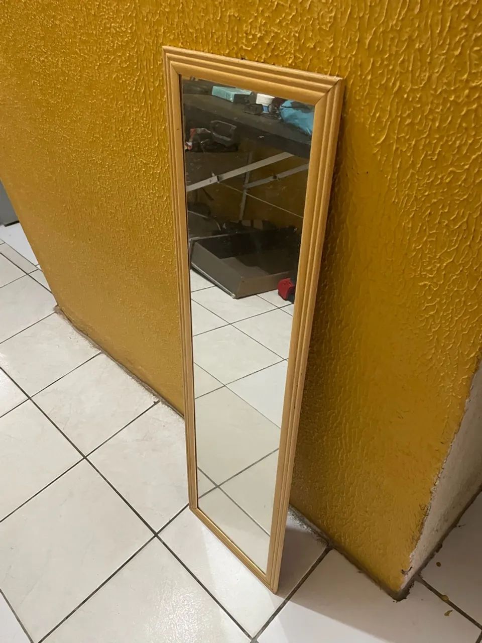 Espelho Retangular de Parede / Corpo Inteiro com Moldura Amadeirada - Conservado - Foto 4