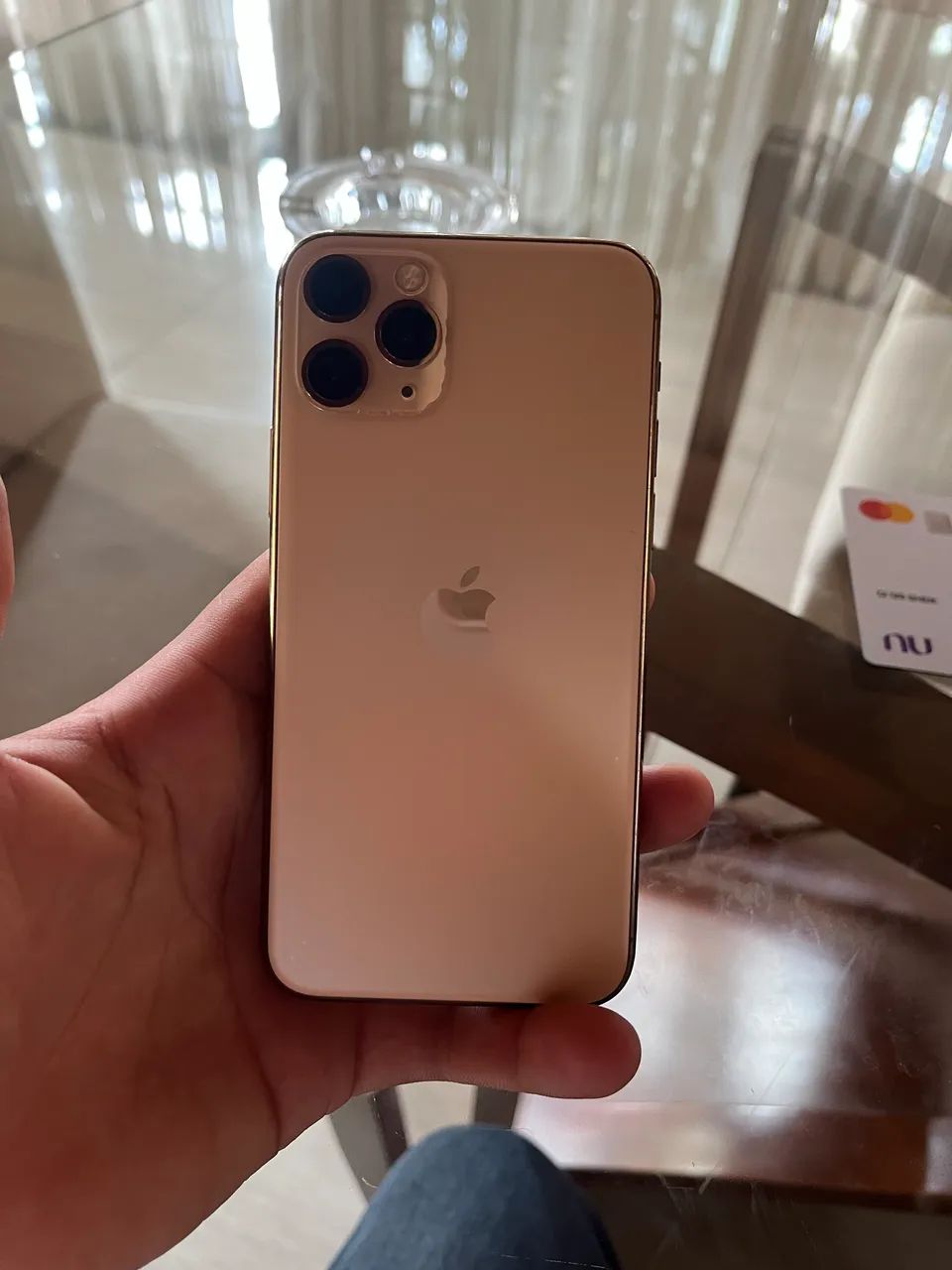 iPhone 11 pro dourado - Foto 3