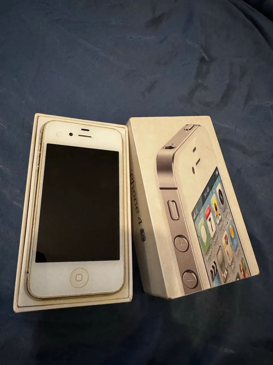 iPhone 4s na caixa completo funcionando para colecionador  - Foto 3