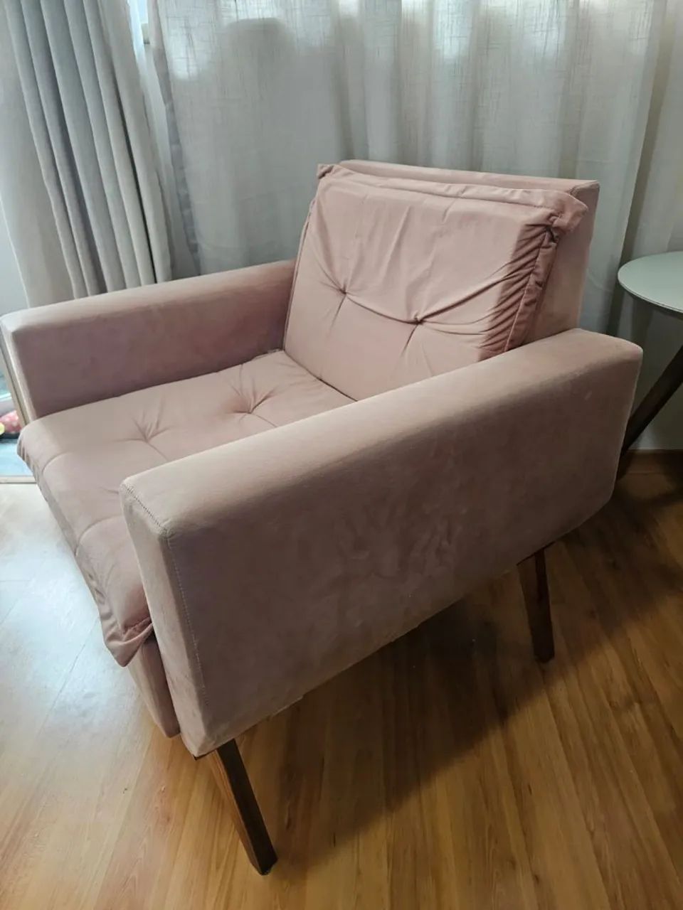 Poltrona linda e muito nova - Foto 3