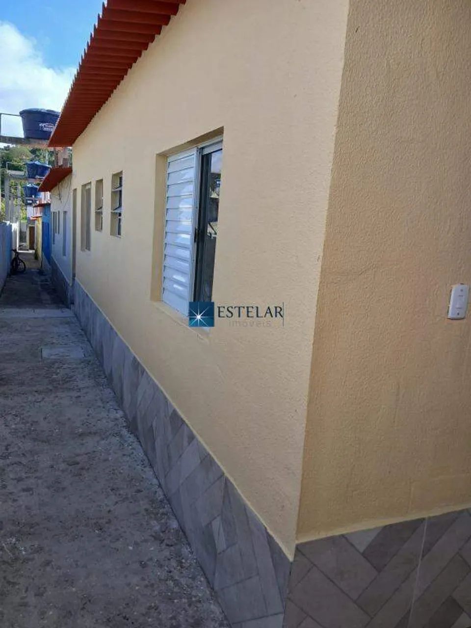 ÓTIMA CASA NOVA DE VILA PARA LOCAÇÃO NO BOTUJURU