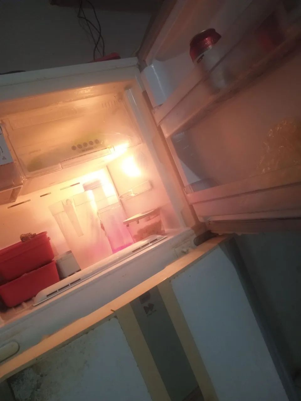 Geladeira com defeito  - Foto 4