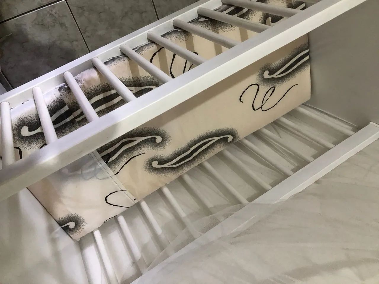 Mini berço com colchão  - Foto 2