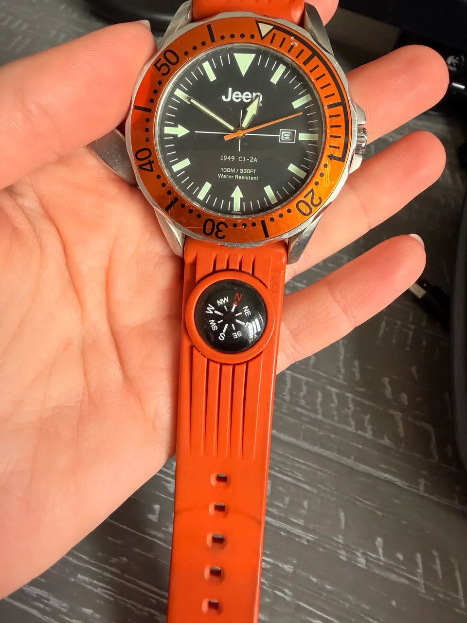 Relógio jeep pulseira de borracha laranja com bússola  - Foto 3