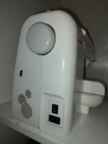 Máquina de bordar Janome MC220E65115402841859121