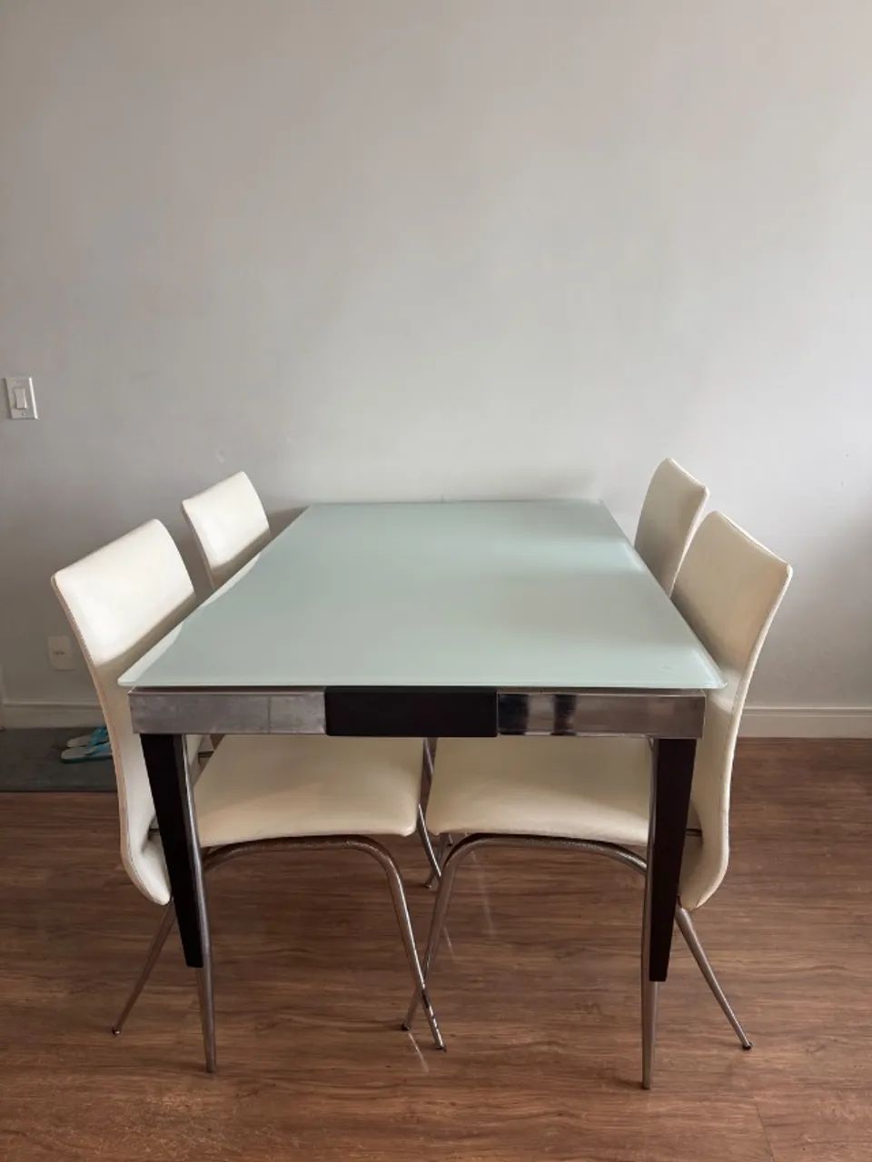 Mesa de jantar retangular