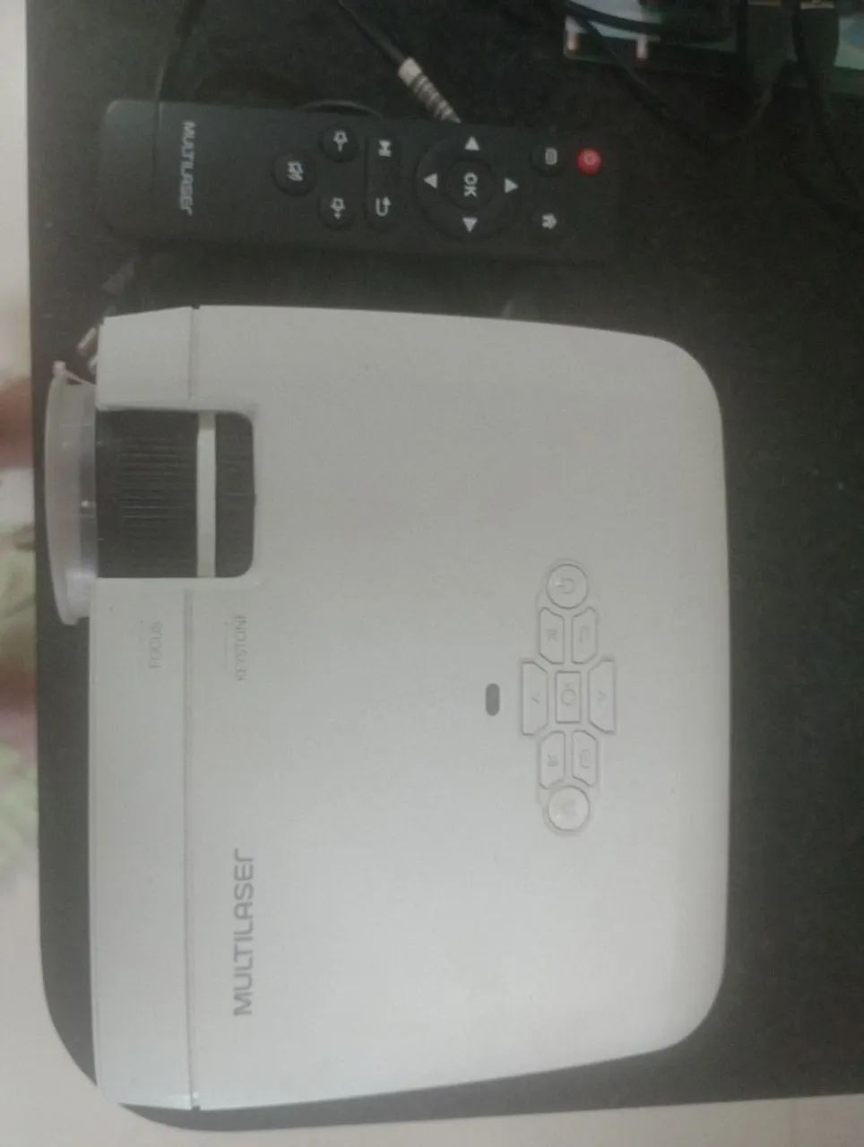 Projetor de  imagem Multilaser 