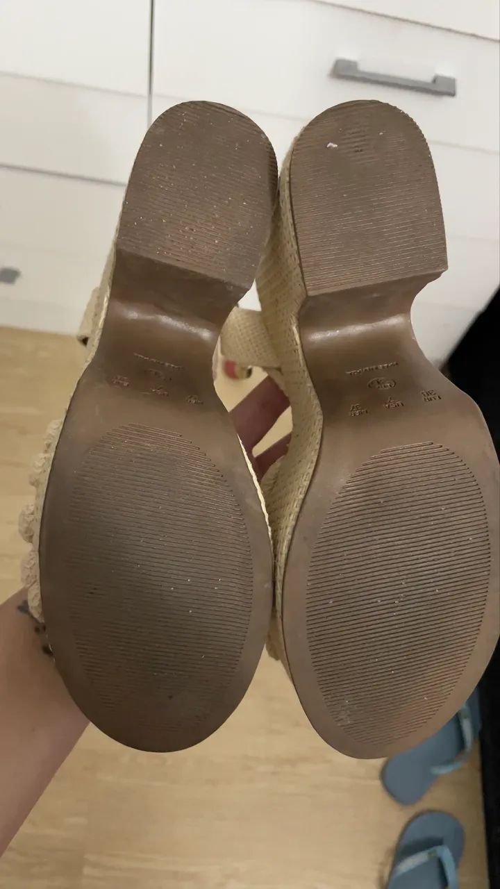 Vendo sandália plataforma - Foto 4