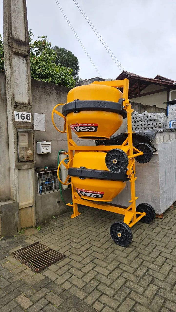 Bitoneira da CSM 400 l