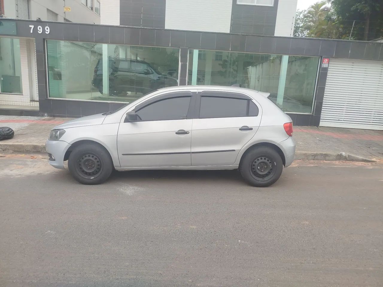Volkswagen Gol GOL TRENDLINE 1.0 T.FLEX 8V 5P 2015