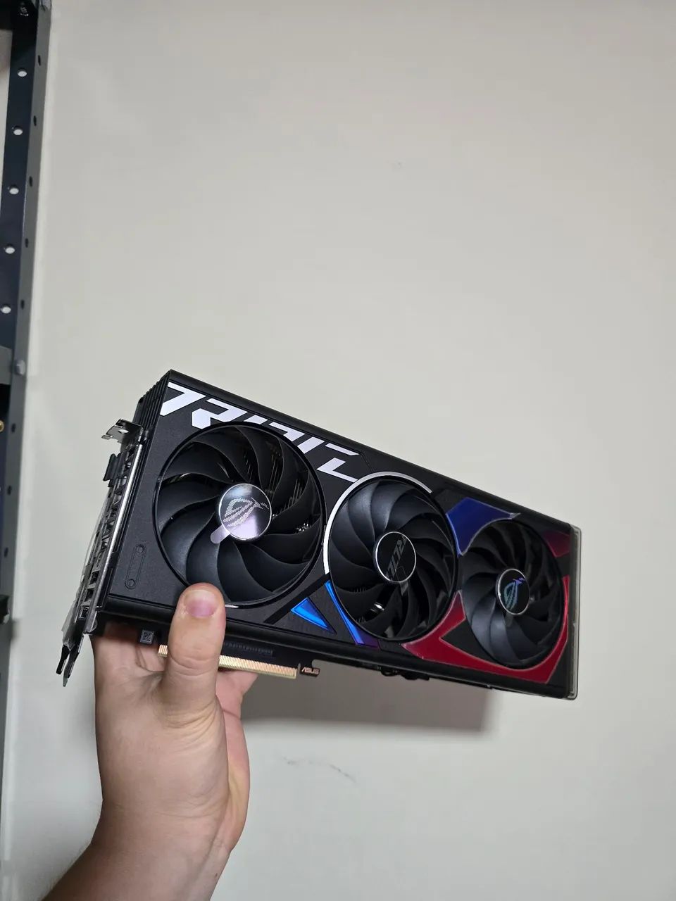 Placa de vídeo RTX 4060 TI ROG STRIX ASUS 8GB - Foto 3