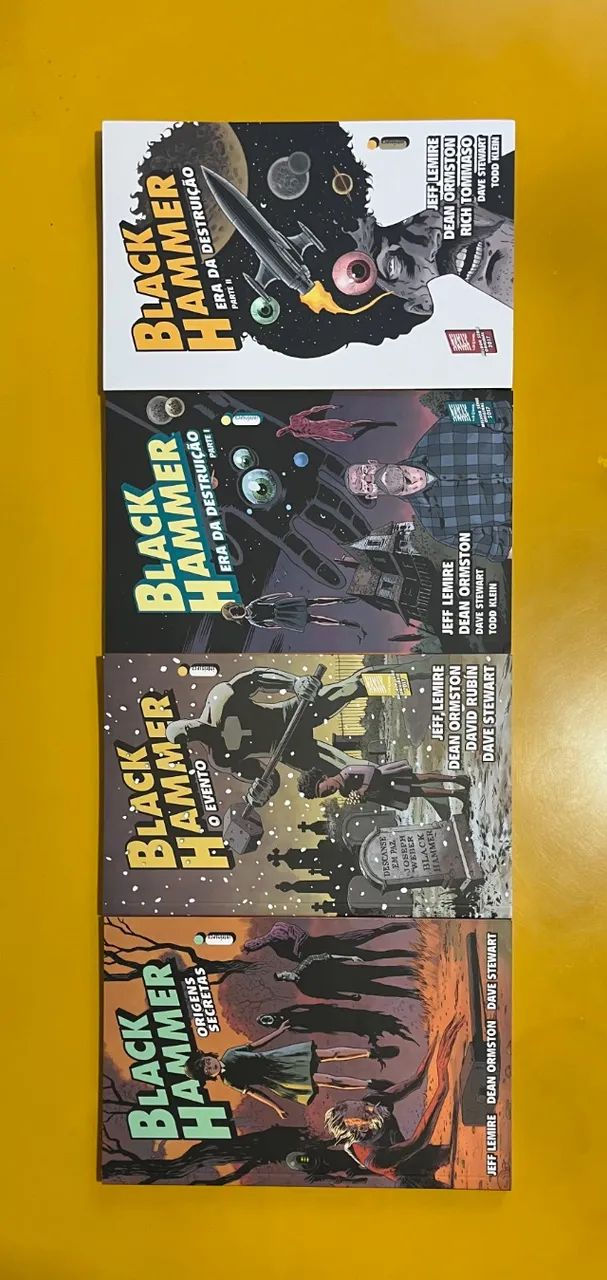Coleção Black Hammer (Jeff Lemire)