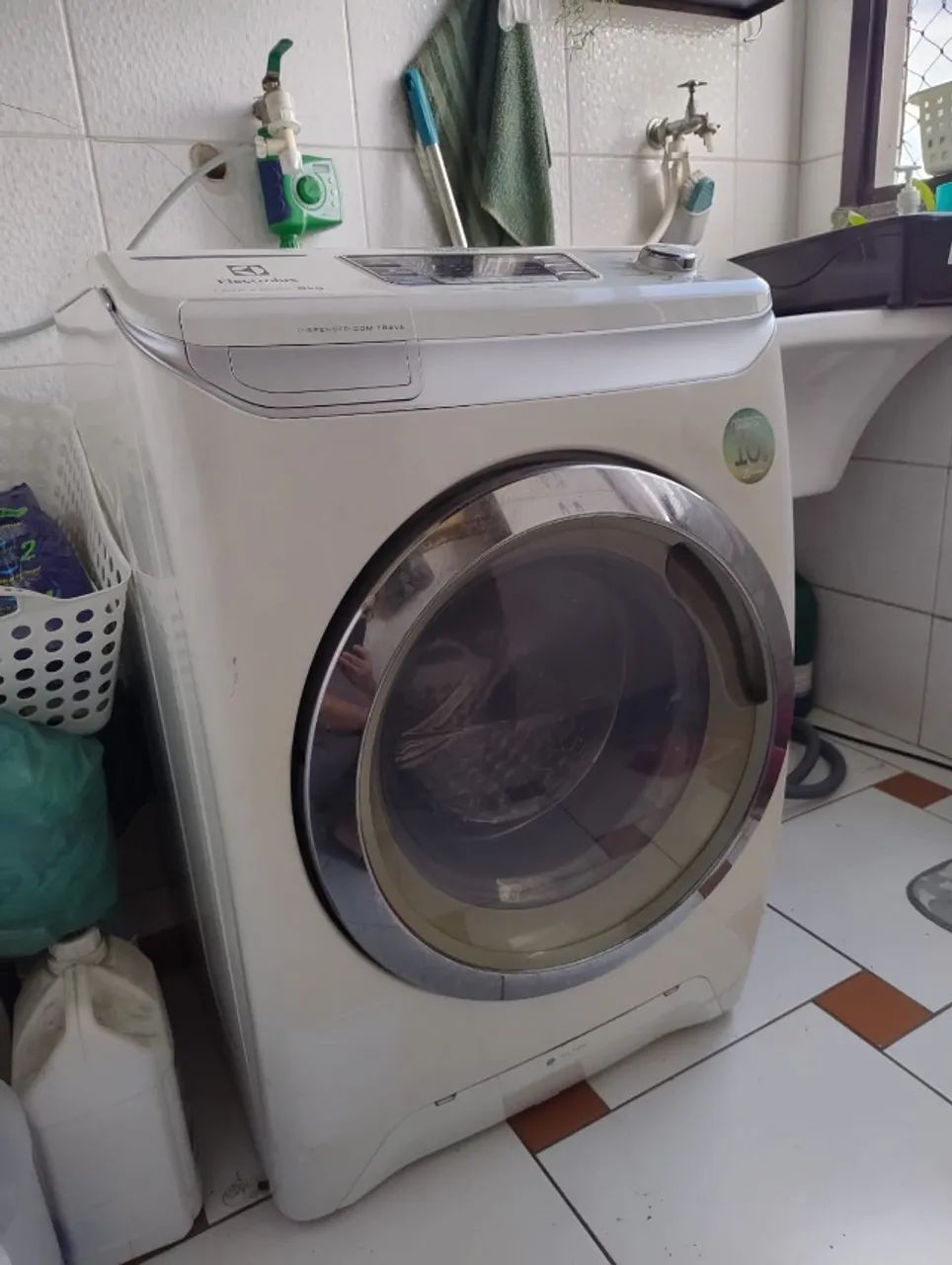 Máquina de lavar Lava e Seca Electrolux com DEFEITO - Foto 4