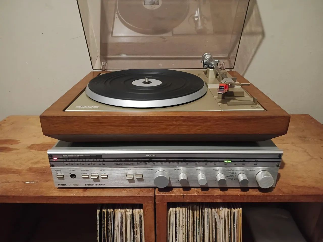 Conjunto philips toca disco e receiver  - Foto 4