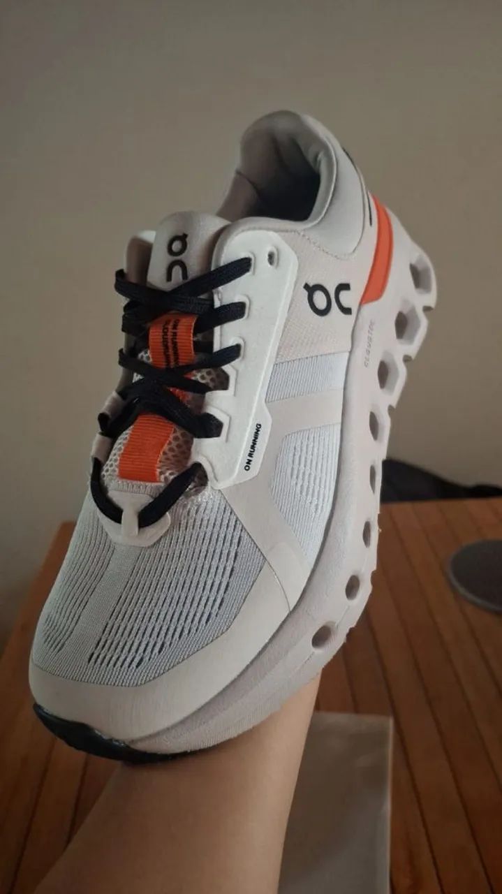 Tênis On Running Cloudrunner 2 N 36 - Foto 3