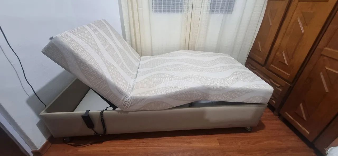 Cama motorizada articulada hospitalar - Foto 4