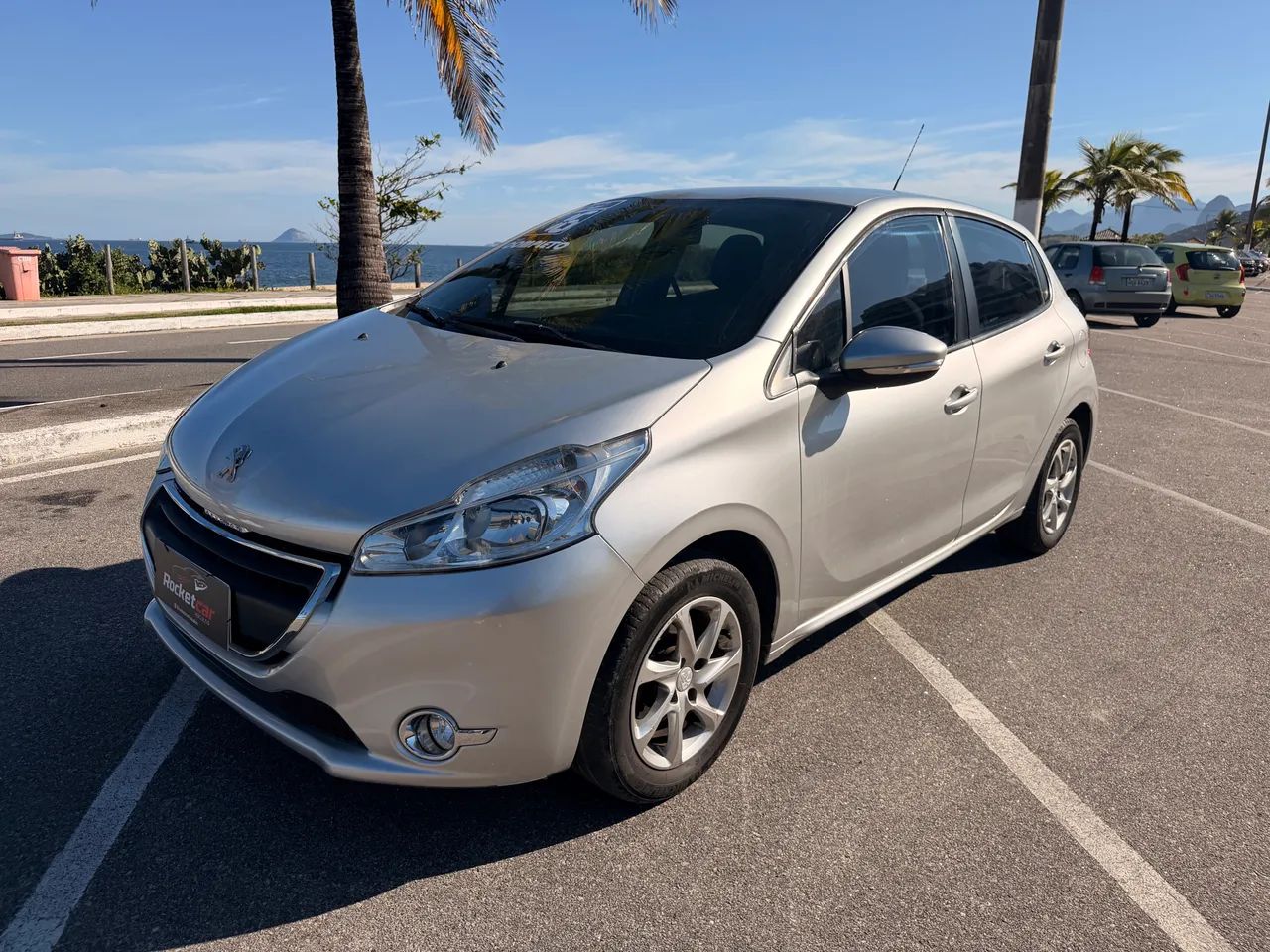 Peugeot 208 2016