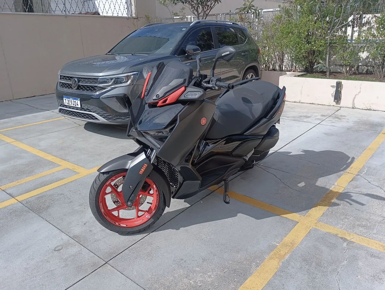 XMax 250 Connected  - Foto 5