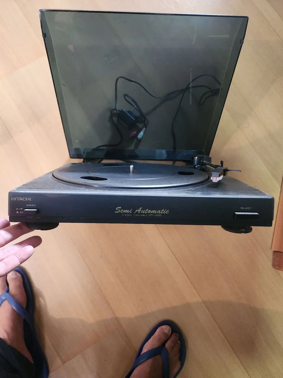 Toca discos Hitachi  stereo turntable  HT-1000 - Foto 3