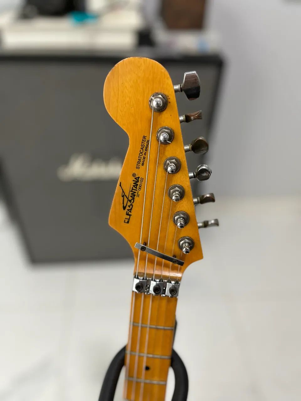 Guitarra Luthier Elifas Santana Van Halen - Foto 3