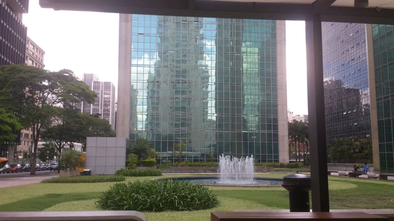 Empreiteiro, fazemos construções, reformas de casas, apartamentos, escolas, lojas, galpões - Foto 2