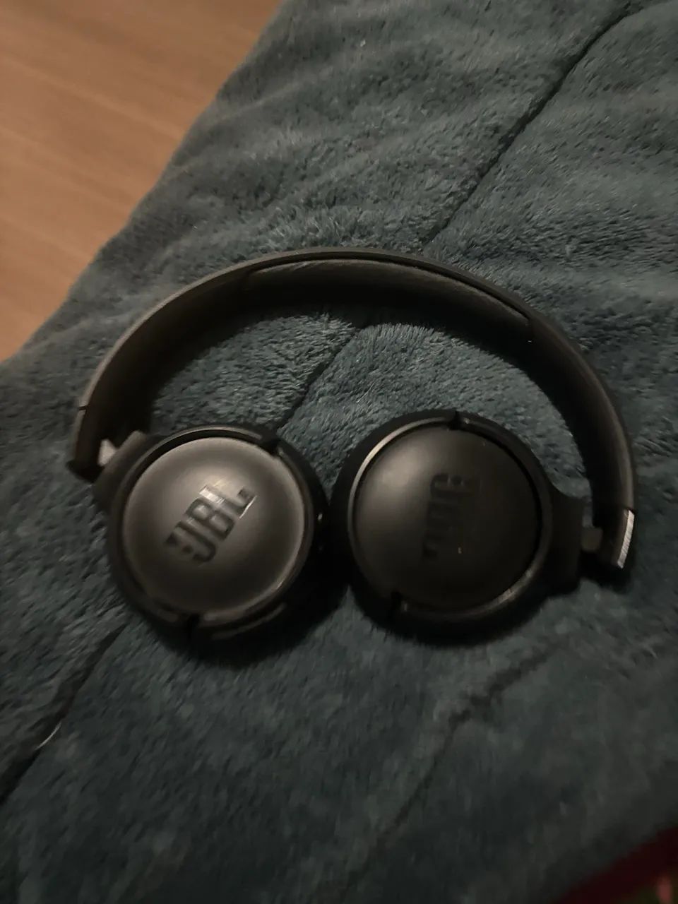 Vendo fone JBL original com caixa 