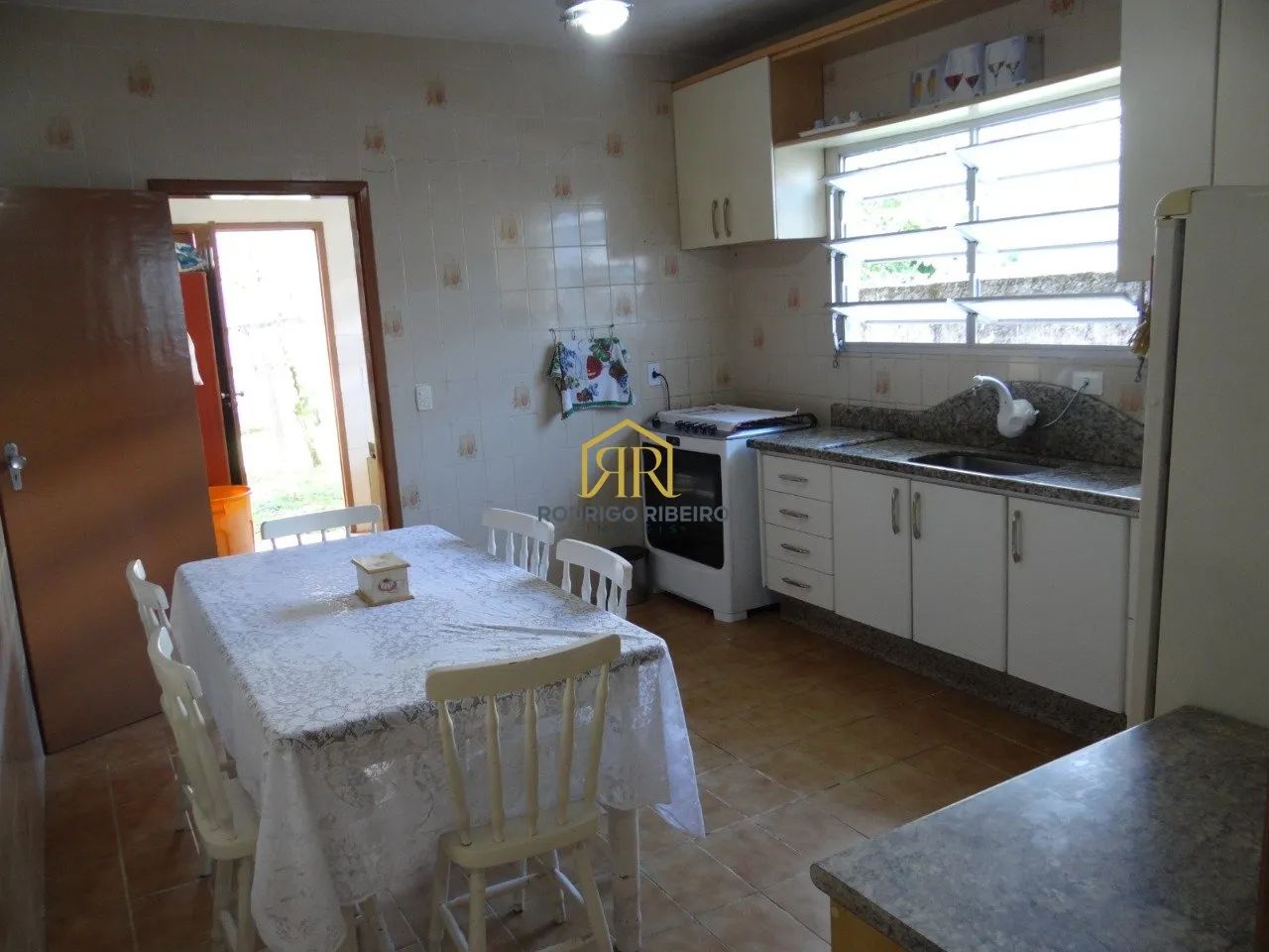 Casa com um excelente terreno no Córrego Grande. - Foto 5