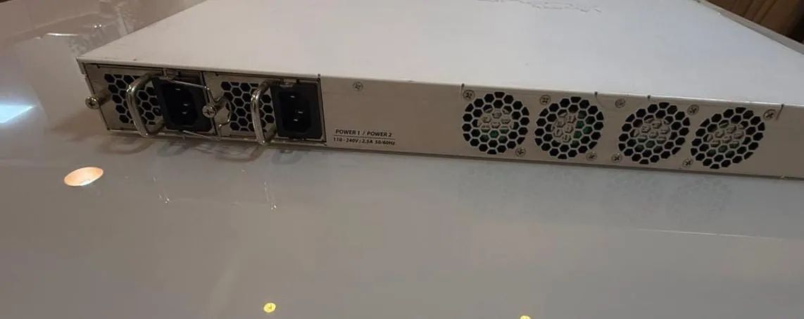 Mikrotik Cloud Core Router CCR1072-1G-8S+ - Foto 5