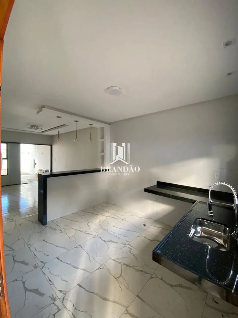 Imóvel com 3 quartos no bairro Guaribas - Foto 5