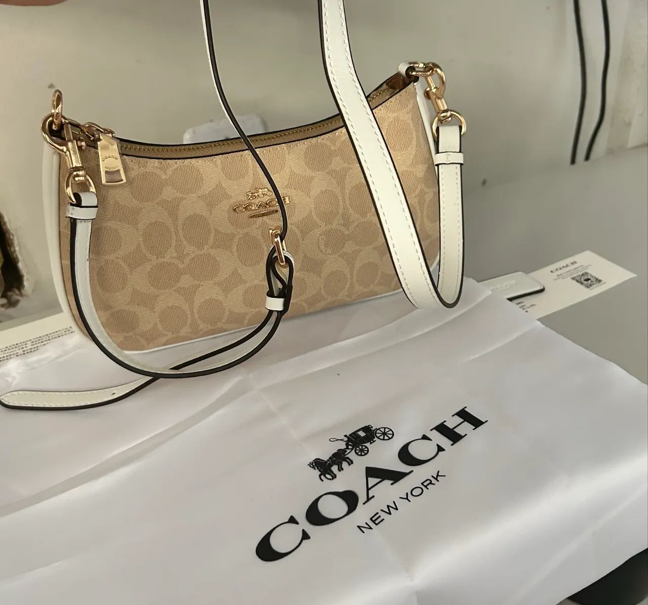 Bolsa Coach Teri bege e branco - Foto 3