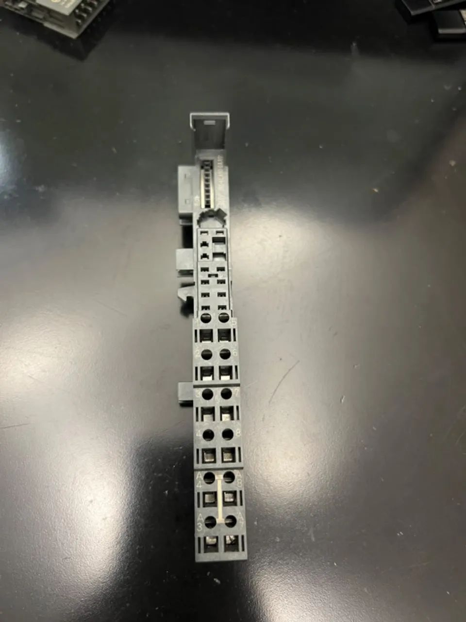 MÓDULO SIEMENS ET200S 6ES7 131-4BD01-0AA0 (4DI DC24V) + BASE E01 - Foto 3