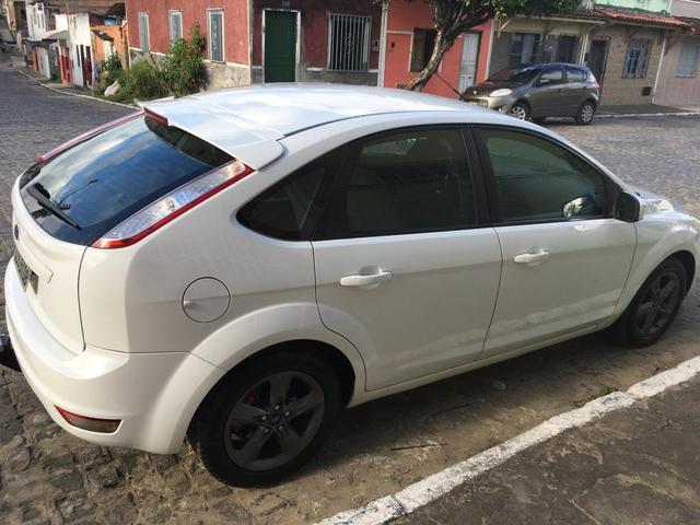 Ford Focus 1.6 - Foto 2