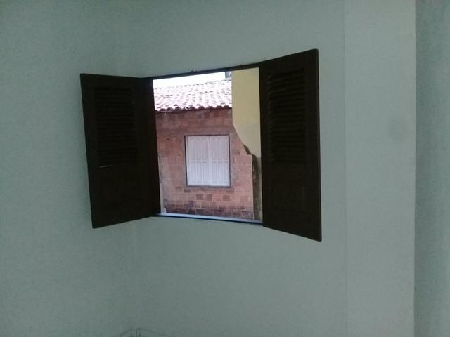 Alugo kitnets com água e energia incluído no aluguei - Foto 2