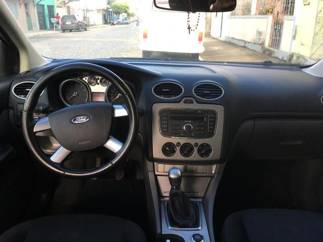 Ford Focus 1.6 - Foto 5