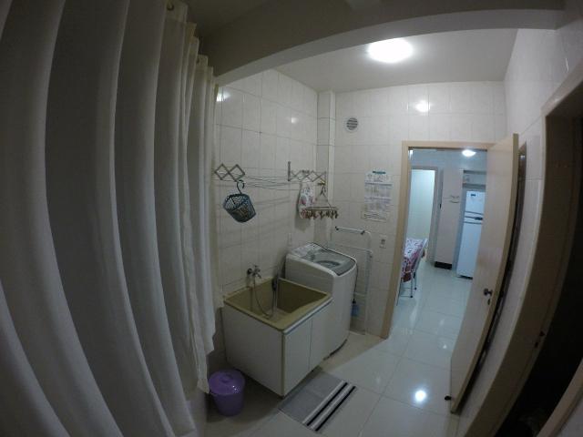 Lindo apartamento colado no mar de Meia Praia, 3 quartos - Foto 17