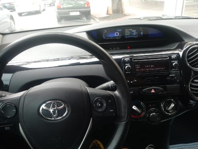 Etios 1.5 XS - 17/18 - FIPE 41.299,00