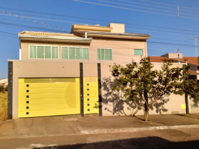 Vende-se sobrado jardim fonte nova Goiânia