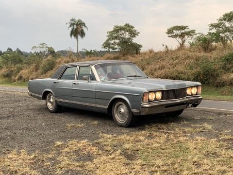 Landau 79 placa preta