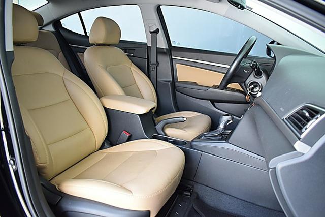 Hyundai elantra 2.0 16v flex 4p automático - Foto 6