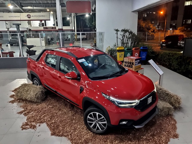 NOVA FIAT STRADA VOLCANO 2021/2021