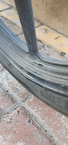 Vendo roda palitro traseira da yamaha ler anuncio todo - Foto 3