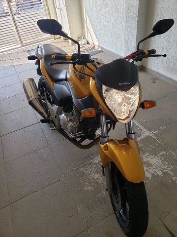 HONDA CB 300 BAIXA KM