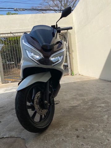 PCX DLX 20/20 BRANCO PÉROLA, CHAVE PRESENÇA