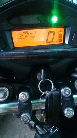 VENDO MOTO HONDA