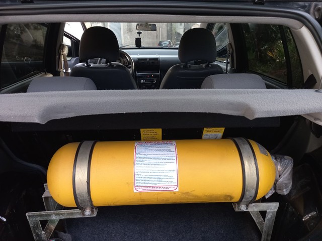 FOX 2005 1.6 COMPLETO + GNV