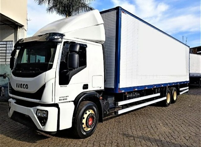 CAMINHÃO IVECO TECTOR