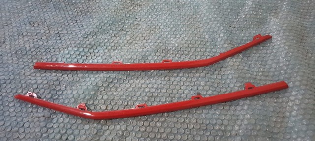 Par Acabamento Grade Vw Golf 2020 a 2022 Original