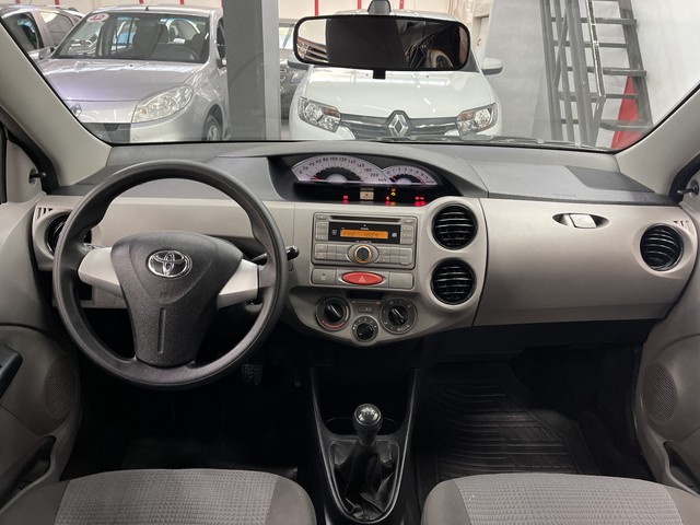 Toyota ETIOS XS Sedan1.5 Flex 16V 4p Mec. 2013 Flex - Foto 15