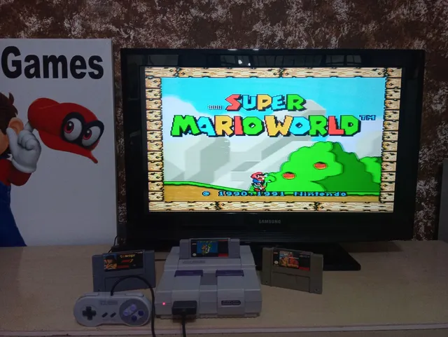 Jogo Super Mario World - SNES - COMPRAR GAMES - Comprar Games - Loja de  games no ABC / SBC